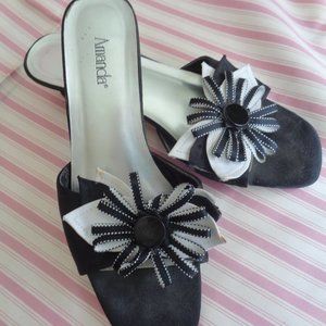 Amanda Sz 10 Slides-Kitten Heel-Black/White Shoes